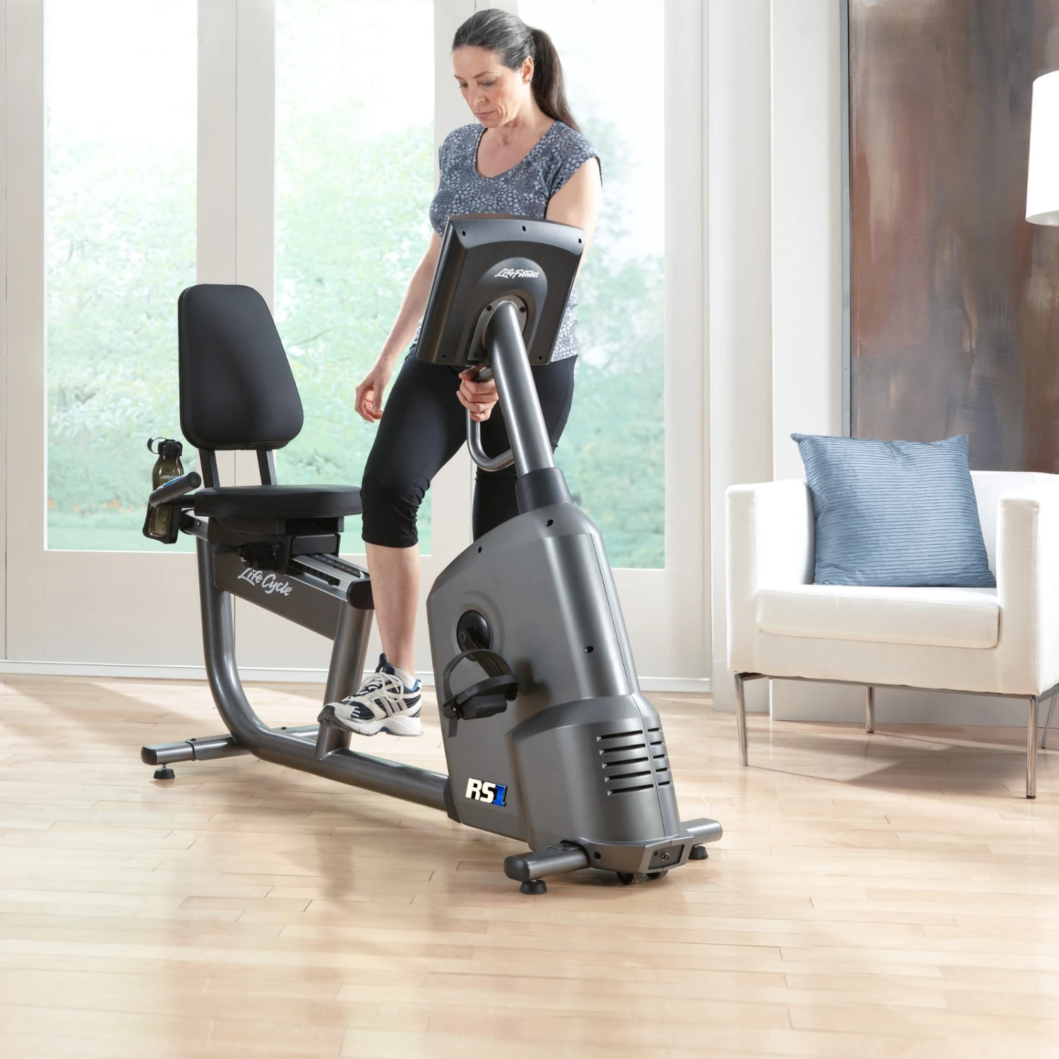 Vélo Semi-allongé Life Fitness RS1 Go - Fitshop 4 Vélo Semi-allongé Life Fitness RS1 Go - Fitshop – Image 4